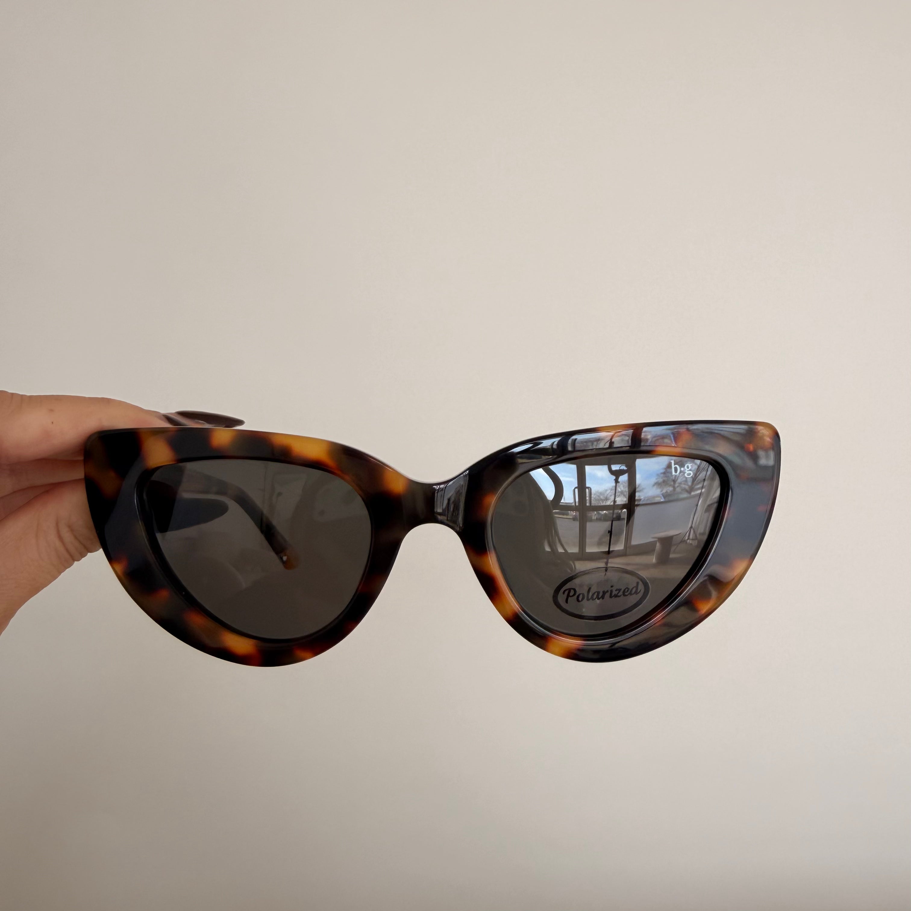 Rhia Tort | Seconds and Samples