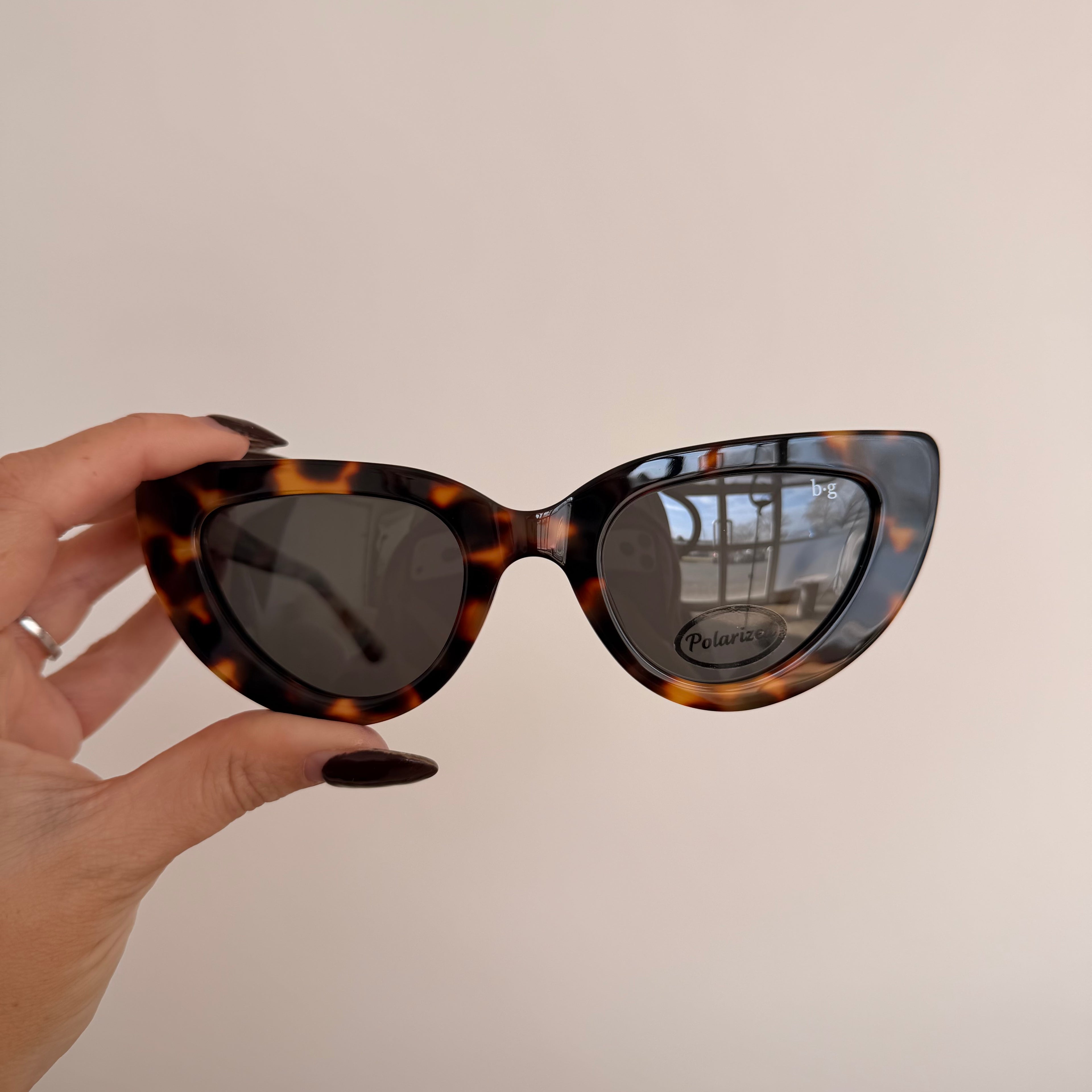Rhia Tort | Seconds and Samples