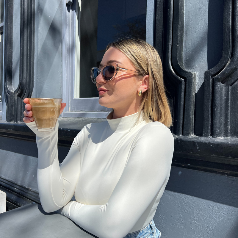 Demi Pink Bored George Polarised