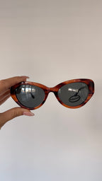 Demi | Tort Seconds and Smaples